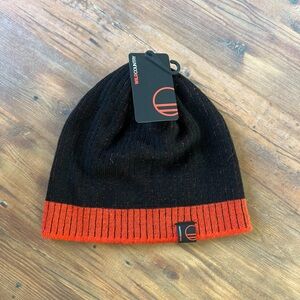 Wild Country Wool Knit Beanie Hat Gray Orange Logo Tab Rock Climbing Outdoor